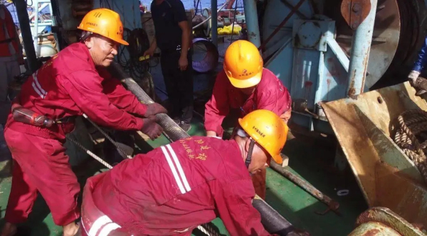 Eerste onderzeese kabel van Haiyang-voltooid windenergieproject